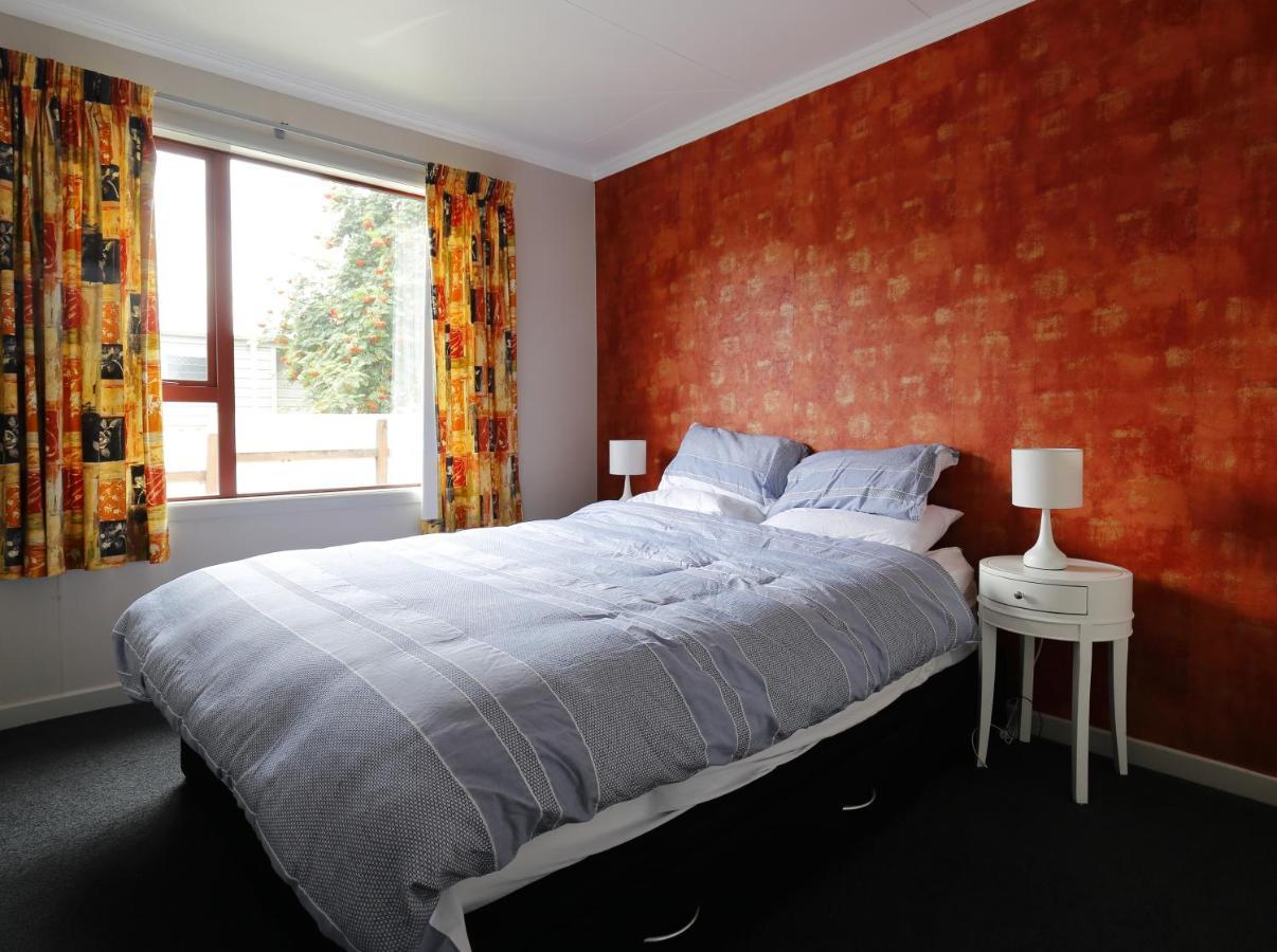 Mokonui Cottage - Te Anau Holiday Home Luaran gambar