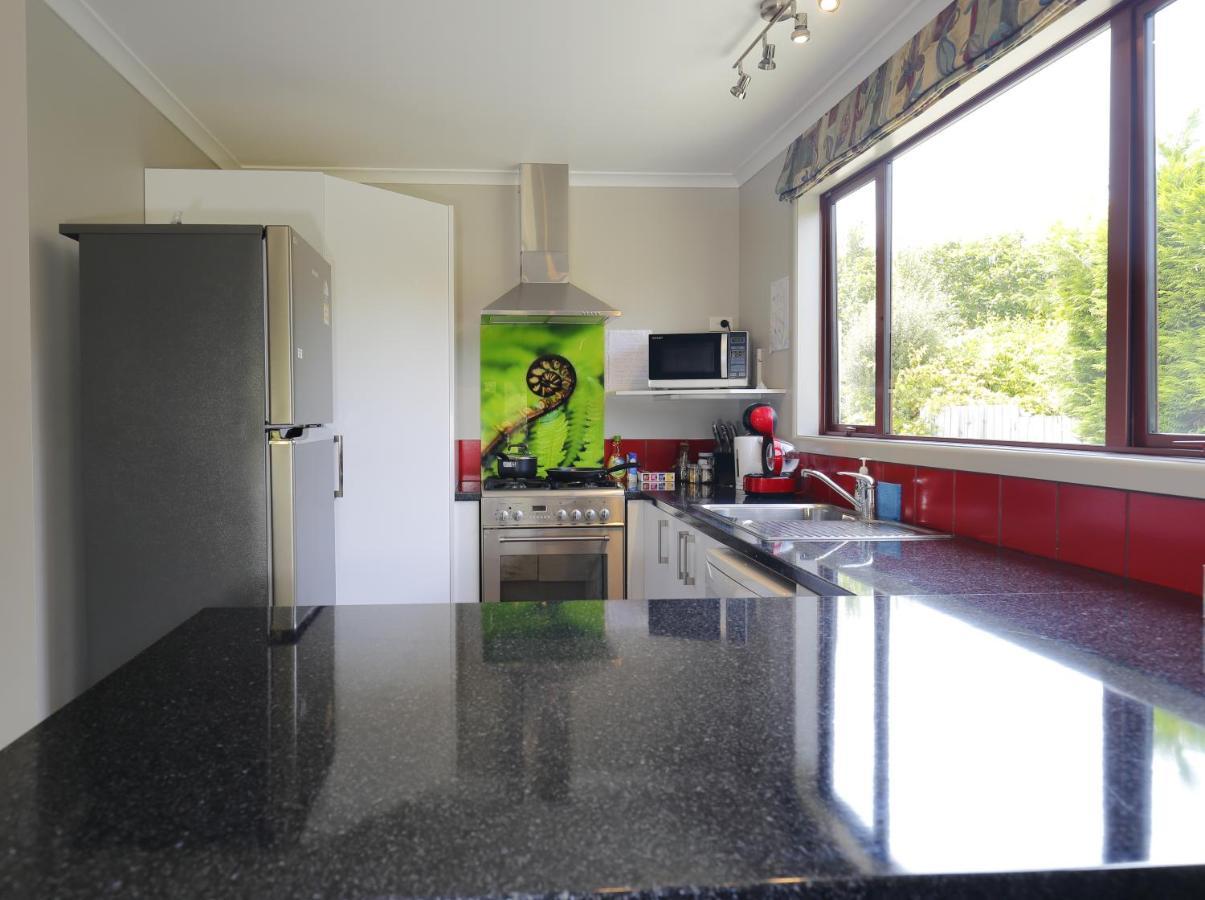 Mokonui Cottage - Te Anau Holiday Home Luaran gambar